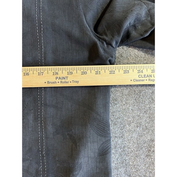 Tommy Bahama Silk Shirt Men's Sz M Black Holliday Embroiled “Give Drinks Chance” - Picture 11 of 11